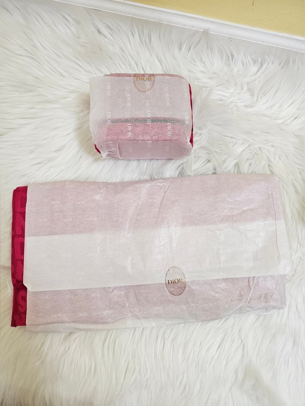 New Miss Dior Beauty Tote Bag Exclusive + matching makeup pouch - Picture 12 of 16